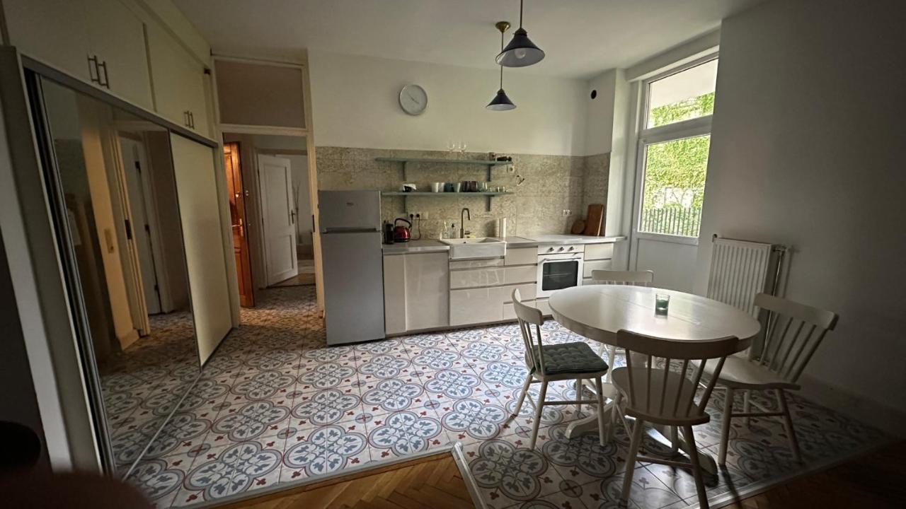 Cosy Apartman In Green Buda ブダペスト エクステリア 写真