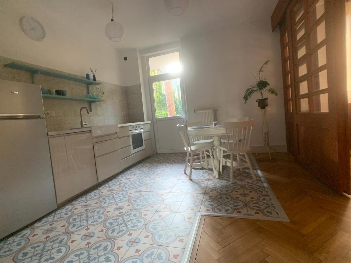 Cosy Apartman In Green Buda ブダペスト エクステリア 写真